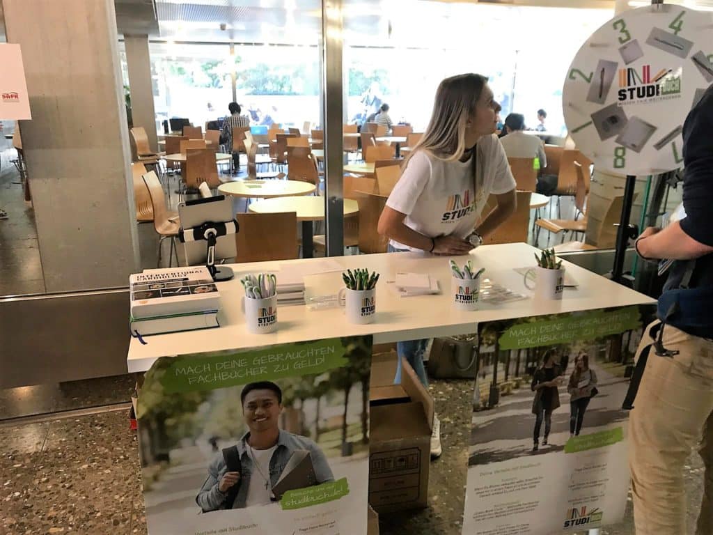 22850357_112839532815465_1737311375_o Mariella Studibuch Campustour