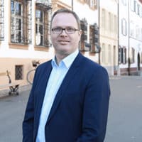 Erfahrungen und Bewertungen 4 Prof. Dr. Karsten Hadwich